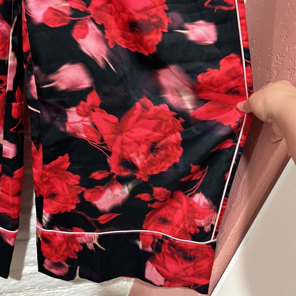 Victorias Secret new without tags rose pattern pajama bottoms - Picture 4 of 10